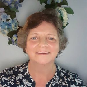 Meet your Posher, Leigh